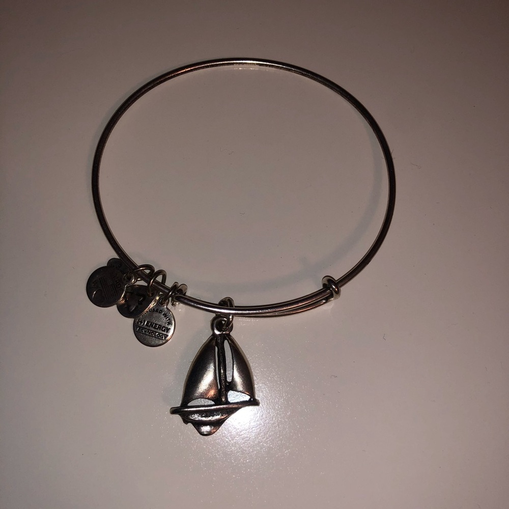 Alex and Ani sailboat bracelet